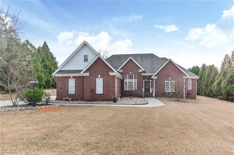 209 Oakmont Drive