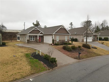 125 Shadowood Court