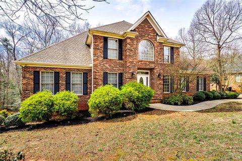 243 Ansonborough Drive sold home in Ansonborough Pl, Belton, SC