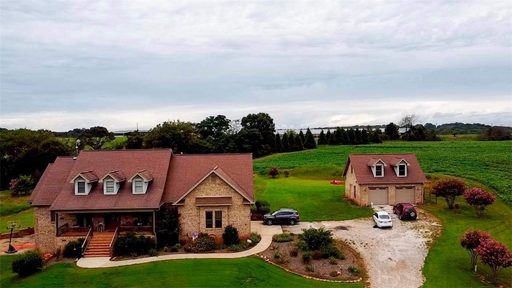 411 Arrowhead Lake Trail sold home in Arrowhead Lake Farms, Westminster, SC