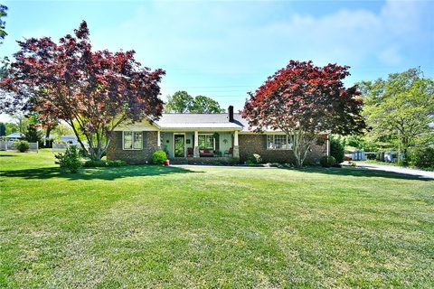 102 Andrew Avenue sold home in Wyatt Ag, Easley, SC