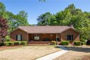 1460 Coneross Point Drive sold home in Seneca, SC