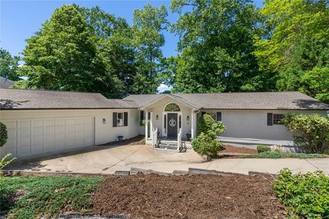 Previously sold for $608,000