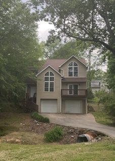 210 Oak Knoll Terrace