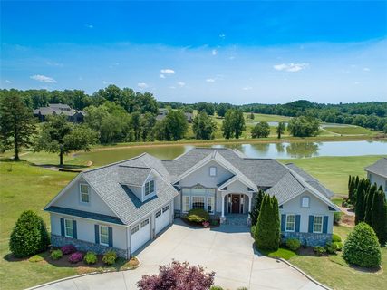 Previously sold for $737,500