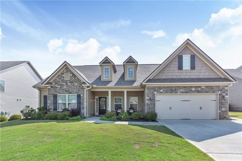 1030 Drakes Crossing