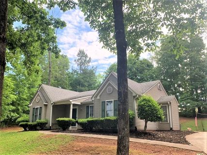 418 Den Ridge Drive