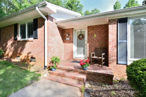 111 Briarcliff Road sold home in Green Pines Sub, Central, SC