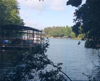 360 E Lakeshore Drive sold home in Northeast Shores, Fair Play, SC