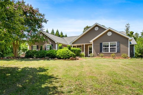 201 Inlet Drive sold home in Plantation Pointe, Anderson, SC
