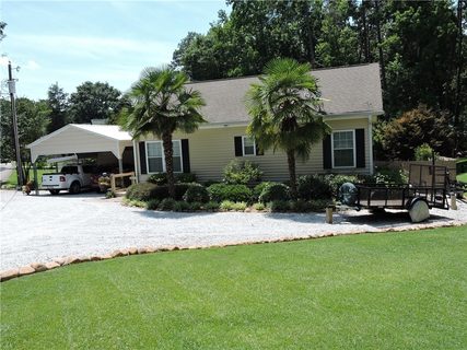 102 Sherry Lane