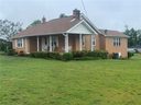 716 S Oak Street sold home in Seneca, SC