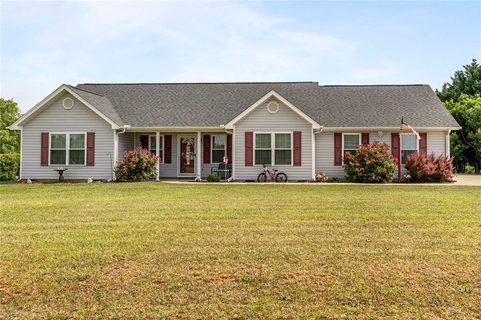 110 Mcclain Lake Drive sold home in Mcclain Lake, Anderson, SC