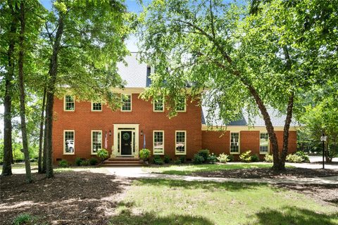 101 Oakmont Drive