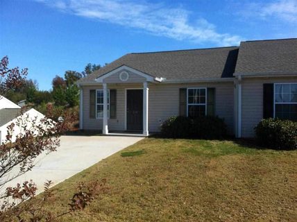 224 Tamarack Drive sold townhome in Tamarack, Seneca, SC
