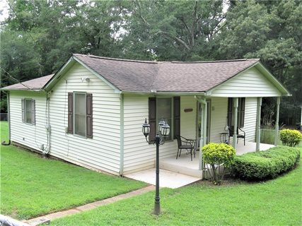 2004 Broadway Lake Road