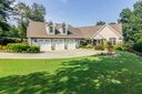 220 Winding Oaks Drive sold home in Seneca, SC