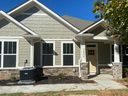 152 Preston Ridge Bldg 3 -B Plan w/Bonus Rm sold home in Seneca, SC