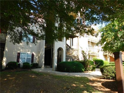 150 Wexford Drive 104