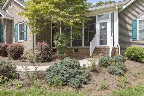 206 Mountain Laurel Lane sold home in Beaver Lake, West Union, SC