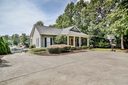 216 Petty Road sold home in Seneca, SC