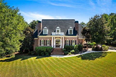 114 Loudwater Drive