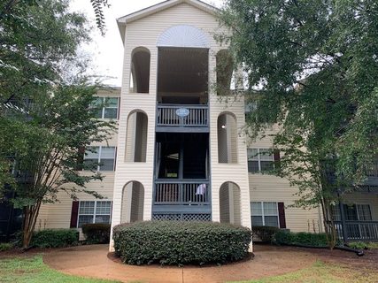 131 Wexford Drive 103
