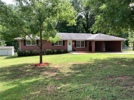 131 Camelot Drive
